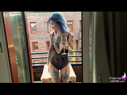❤️ Valtava tyttö imee nieleskellen ja naidaan intohimoisesti avoimen taivaan alla Seksivideo at fi.porno-fuq.ru
